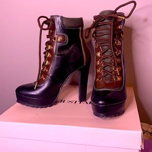 JustFab booties. Multi color.